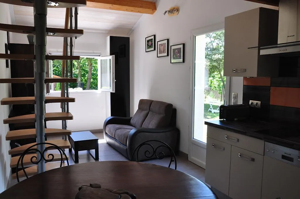 Les Hauts Nids Apartment Sainte-Anastasie-sur-Issole France